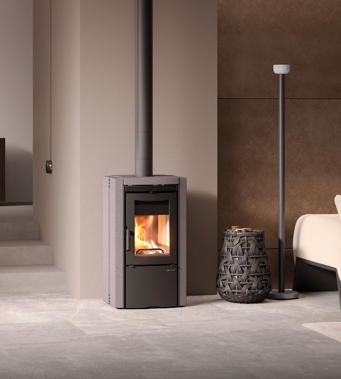 Poêle à bois raccordable en pierre - LA NORDICA Ester 5.0 8 kW