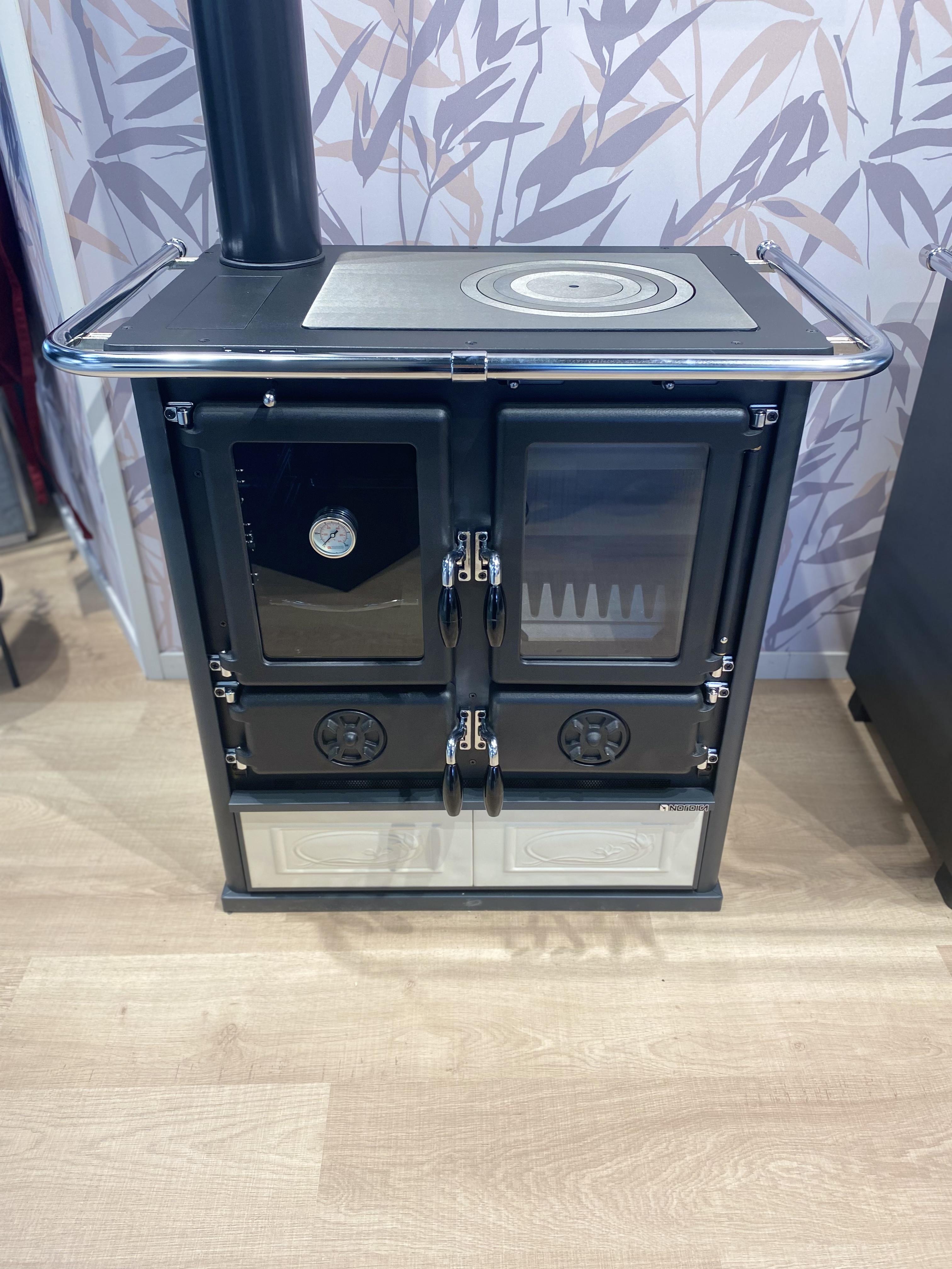 Cuisinière à bois raccordable - LA NORDICA Rosetta SX.16 Ceramica 7.9 kW