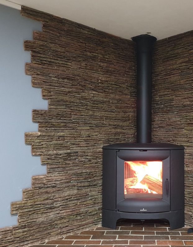 Poêle à bois d'angle en fonte - BRONPI Bremen 12 kW