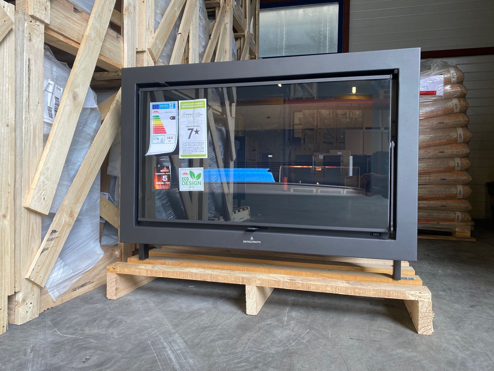 Insert à bois ventilé canalisable - BRONPI Paris 90 Vision 14 kW